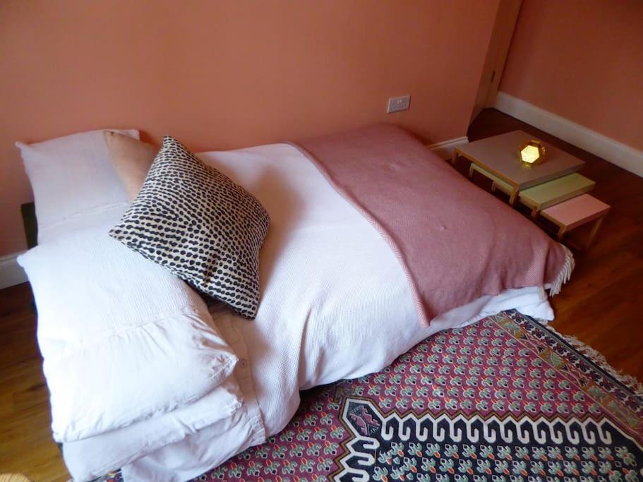 Stylish And Colourful Flat Minutes From The Beach Margate Exteriér fotografie