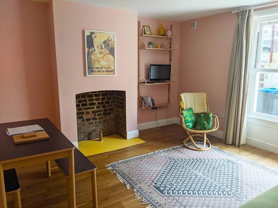 Stylish And Colourful Flat Minutes From The Beach Margate Exteriér fotografie