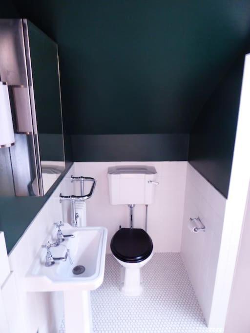 Stylish And Colourful Flat Minutes From The Beach Margate Exteriér fotografie